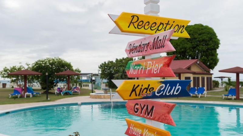 Starfish Halcyon Cove Hotel Dickenson Bay Exterior photo